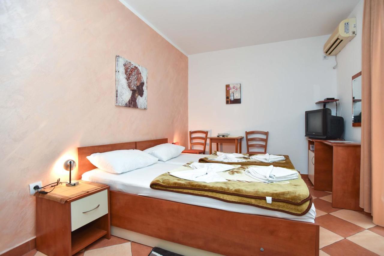 Villa Andrea Budva Buitenkant foto